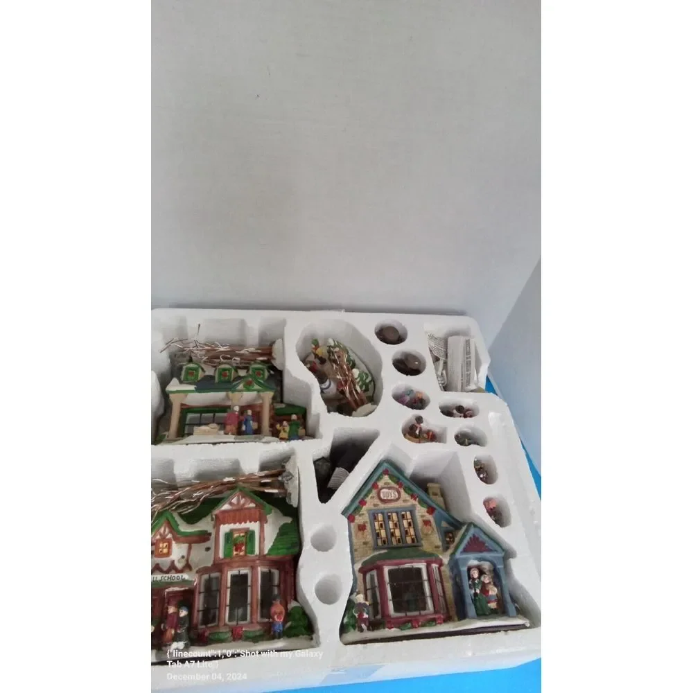 Holiday‎ Home Accents 15-Piece Lighted Christmas Downtown Village Set Collection